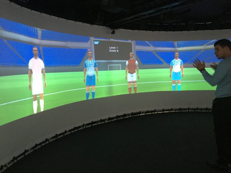 Realtà aumentata e virtuale per allenare i calciatori dell'Hoffenheim