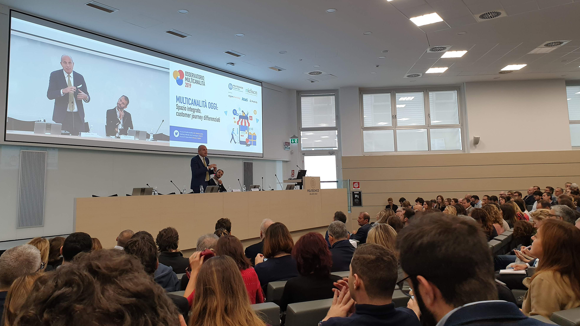 Multicanalità oggi: come conquistare l’83% degli italiani con una strategia B2I