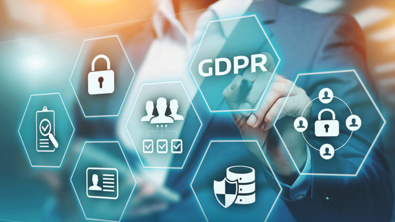 Come adeguarsi ai principi imposti dalla normativa in materia di protezione dei dati personali e rispondere alle richieste delle Autorità?