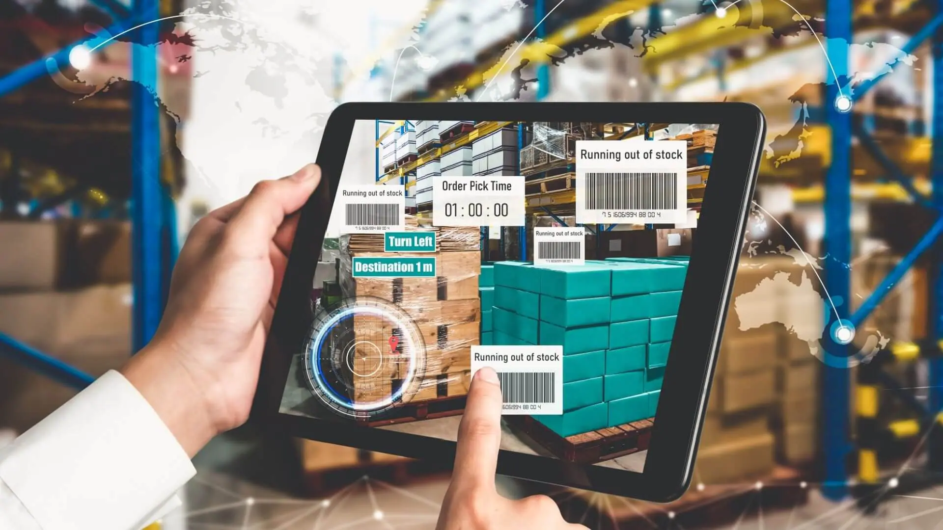 Smart WMS schermo che mostra realtà aumentata in un magazzino